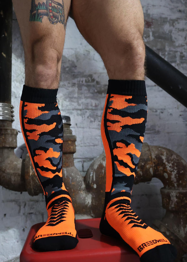 BREEDWELL NEO CAMO SOCKS, NEON ORANGE - BREEDWELL-